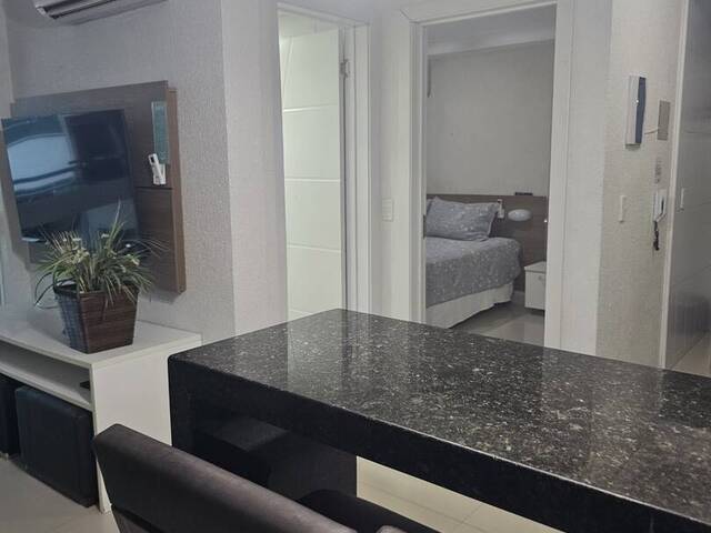 #21 - Apartamento para Venda em Bombinhas - SC
